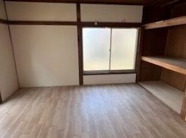 上倉田町戸建 リビング