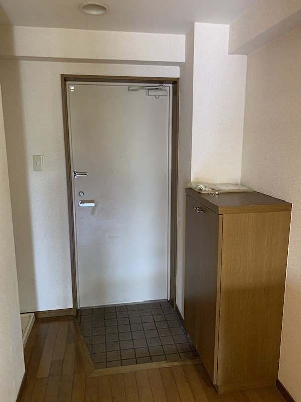 グランレスパス  玄関