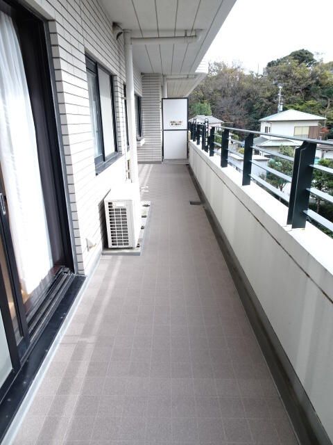 ダイアパレス湘南片瀬山 ベランダ