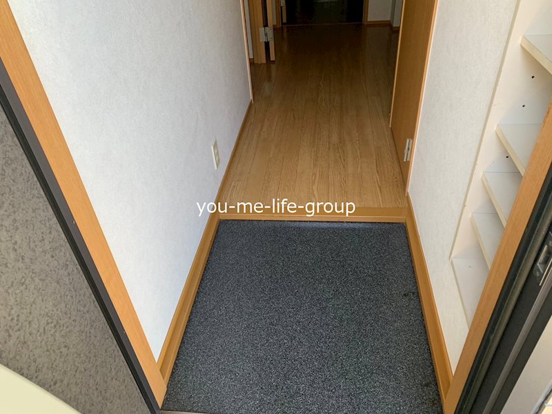 ペーパームーン 玄関