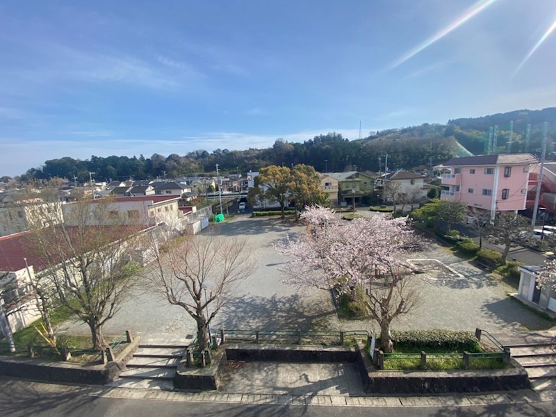 ジュネス星野 ベランダ