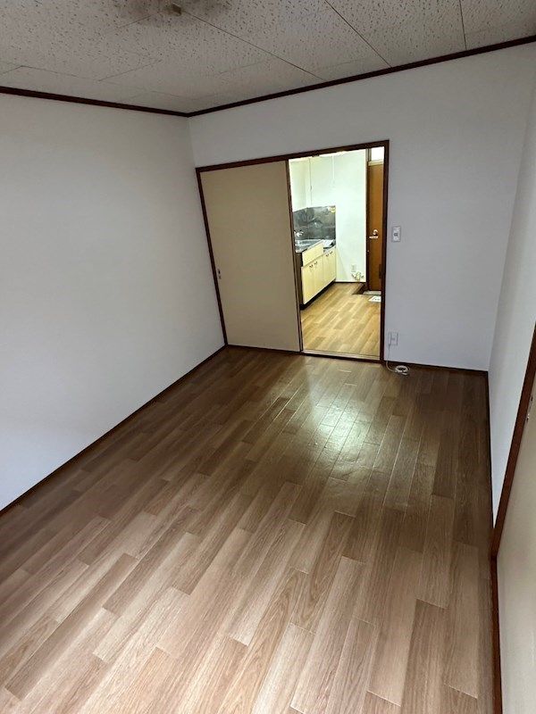 メゾネット鶴巻 ベッドルーム