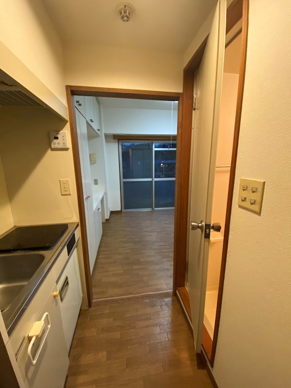 第１２明智ビル 玄関