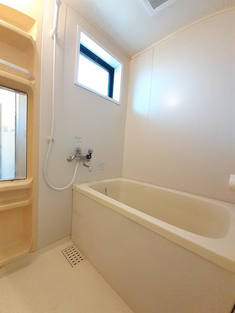 シャトレ湯川Ｂ 風呂画像