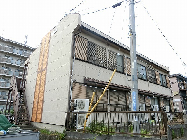 コーポラブリー 106号室 外観