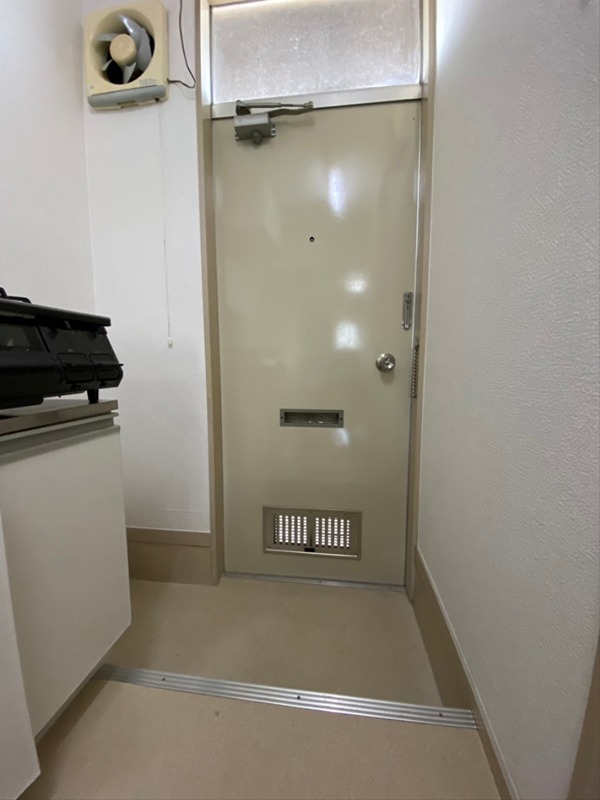 コーポラブリー 玄関