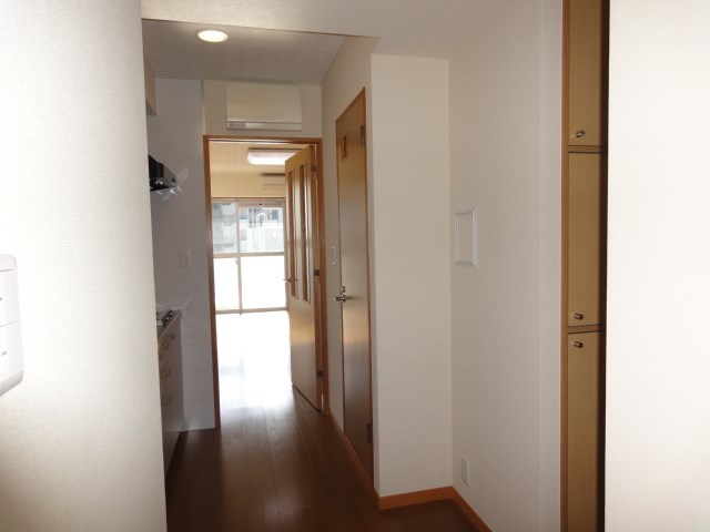 オンディーヌ湘南 玄関