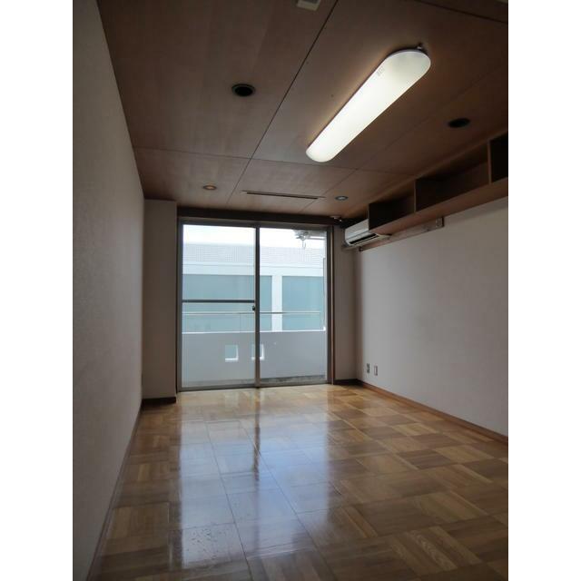 ステアーズアパートメント ベッドルーム