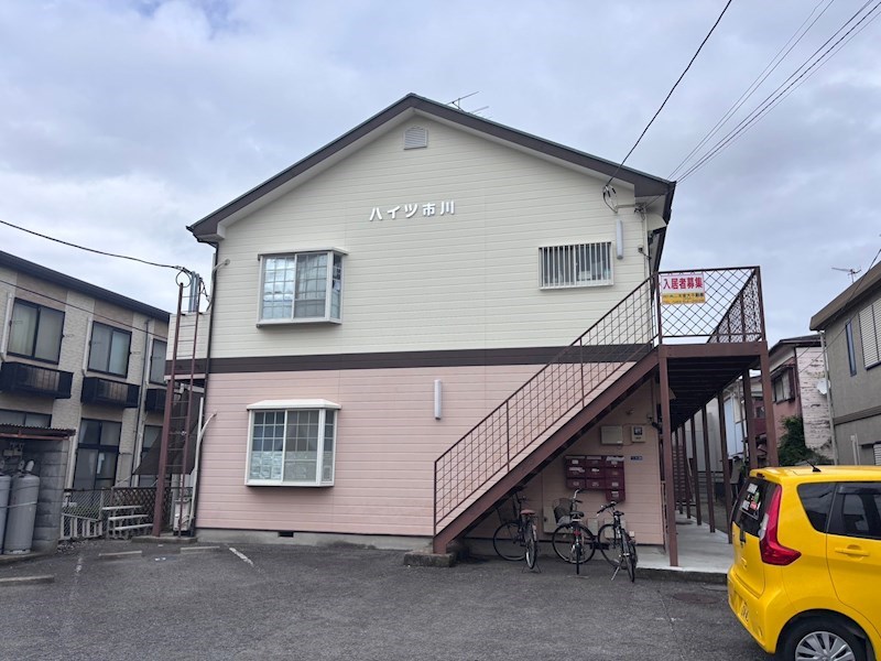 ハイツ市川 203号室 外観
