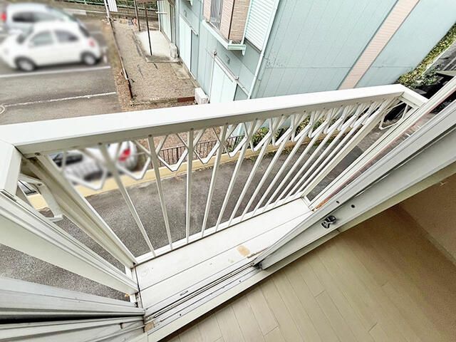 ウィスカーハイツ ベランダ