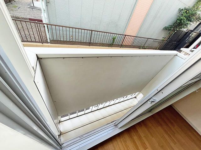 ウィスカーハイツ ベランダ