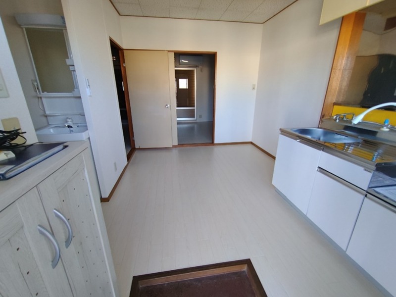 ハイツガーネット 玄関