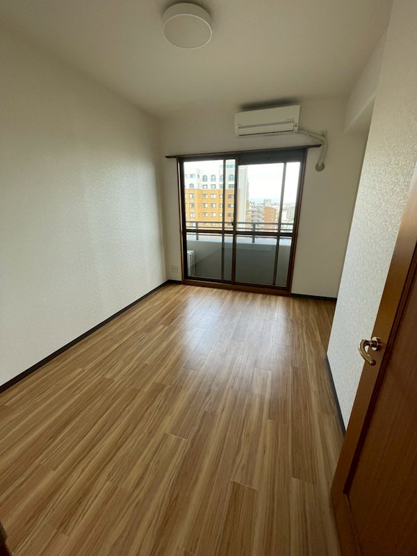 サーパス茅ヶ崎第2 ベッドルーム