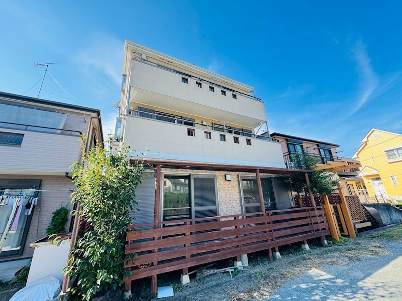 秦野市渋沢1丁目貸戸建 外観