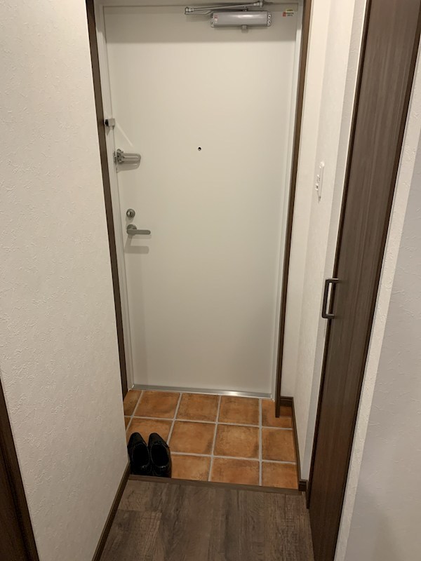 シャトーライフ平塚Ⅱ 玄関