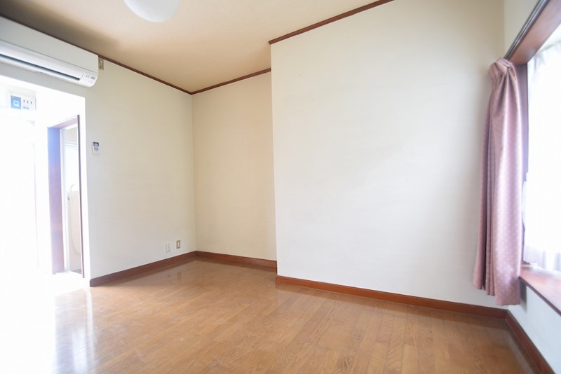 首藤アパート ベッドルーム