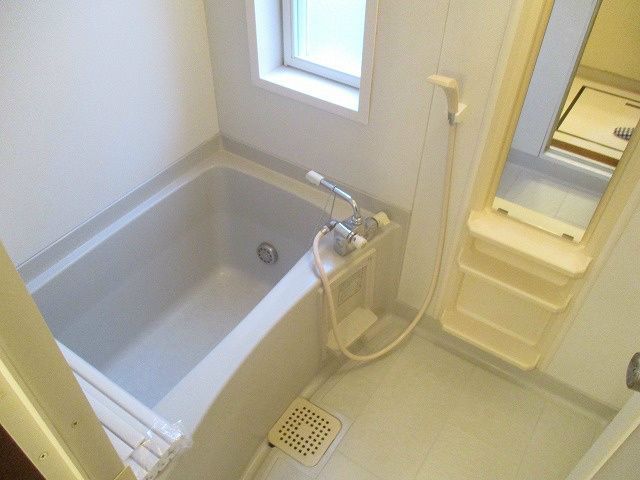 メルベーユ弥生台A棟 風呂画像