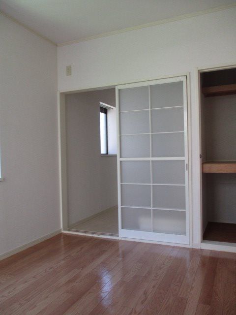 別部屋参考 カーサ・リフレスカ戸塚 ベッドルーム