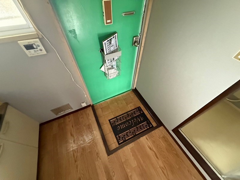 岡本ハイツ 玄関
