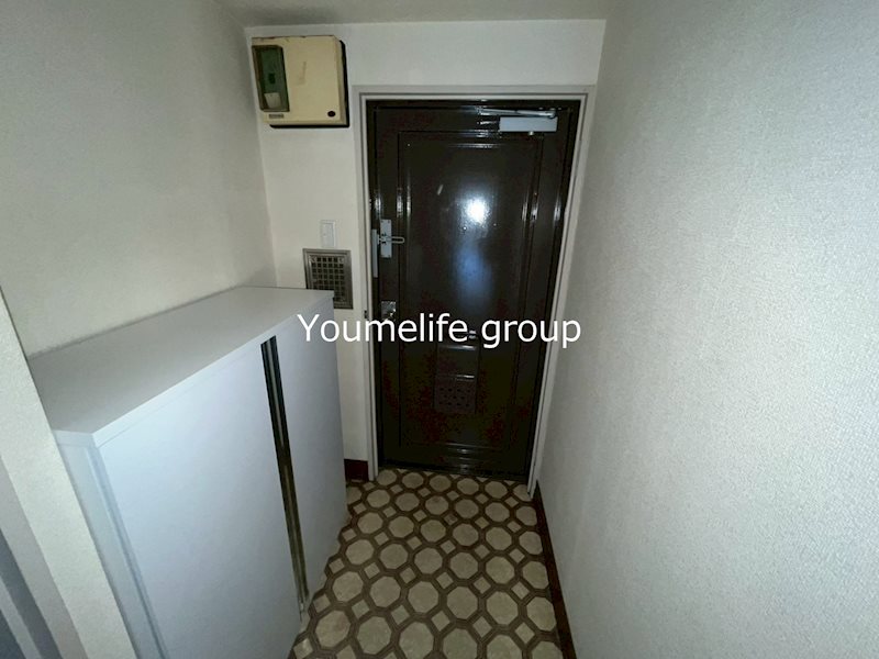 星和伊勢原マンション 玄関