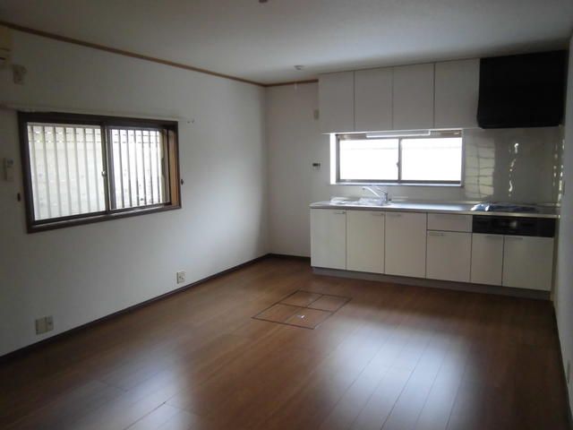 リバーストーン リビング