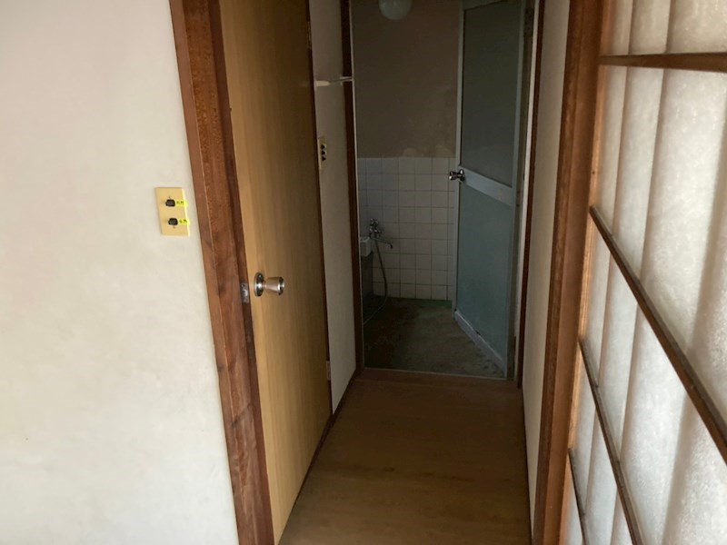 やよい荘 玄関