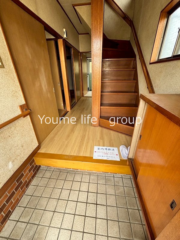 玄関 黒部丘 貸家 玄関