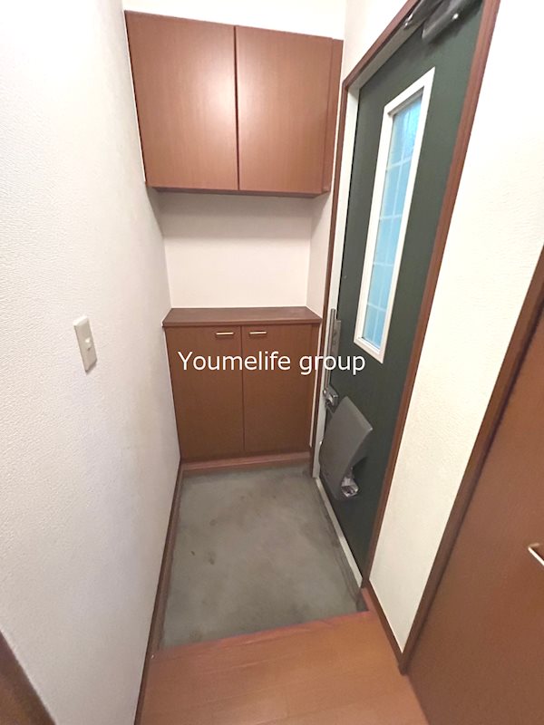 ハイツ・ムズィークA 玄関