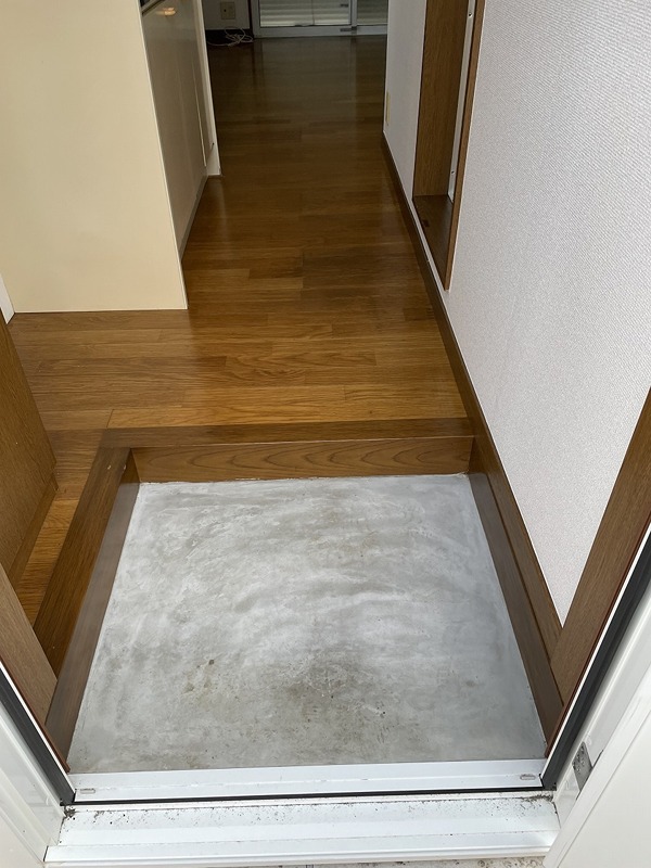 カレッジコーポ吉田 玄関
