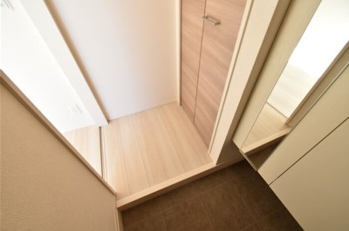 リビング平沢 玄関