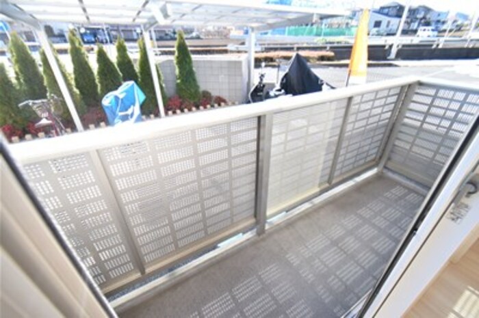 リビング平沢 ベランダ