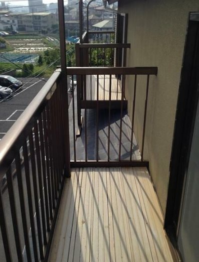 上倉田町相澤貸家 ベランダ