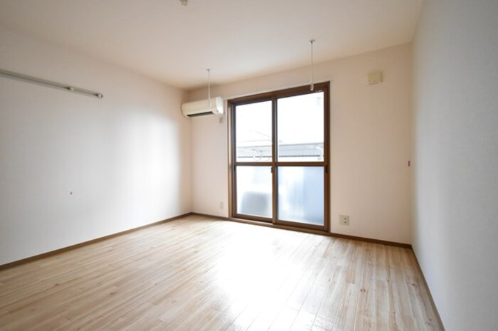 ドルフ・花みずきＫ リビング