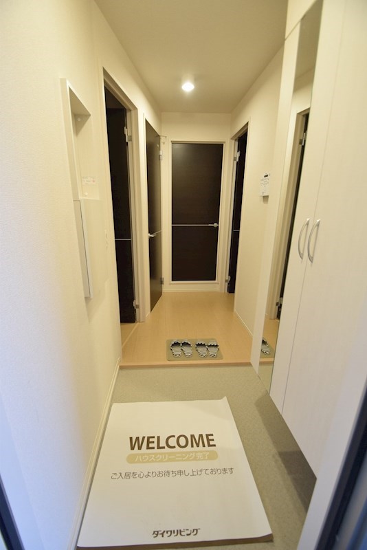 グランイーグルB 玄関