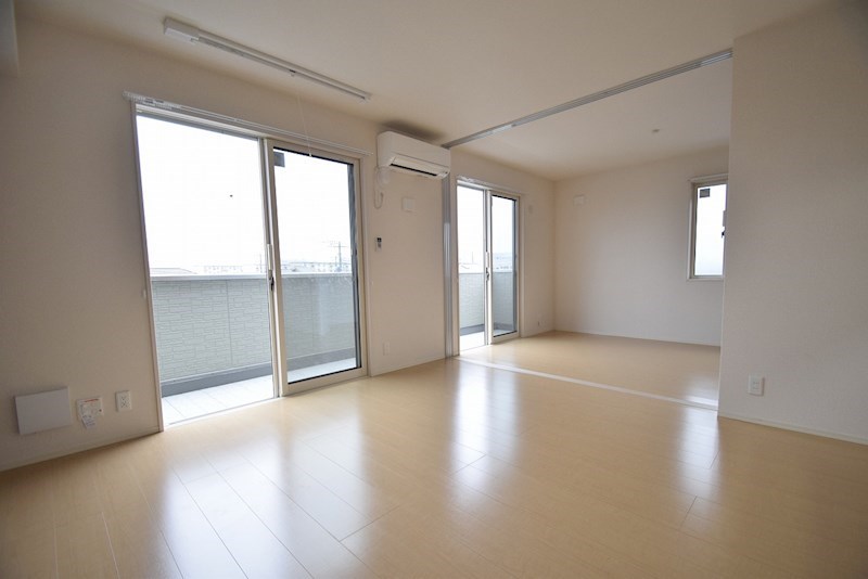 グランイーグルB リビング