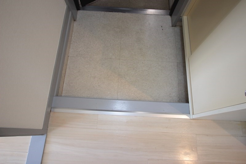 レジデンス欅 玄関