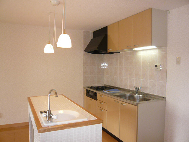 ラトゥール　レジュモー キッチン