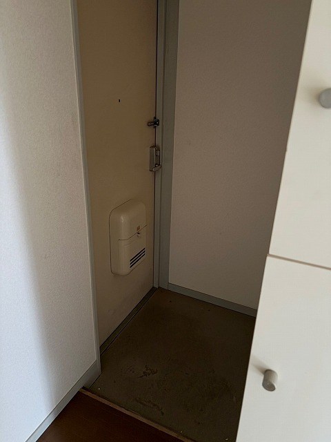 クロノス四之宮 玄関