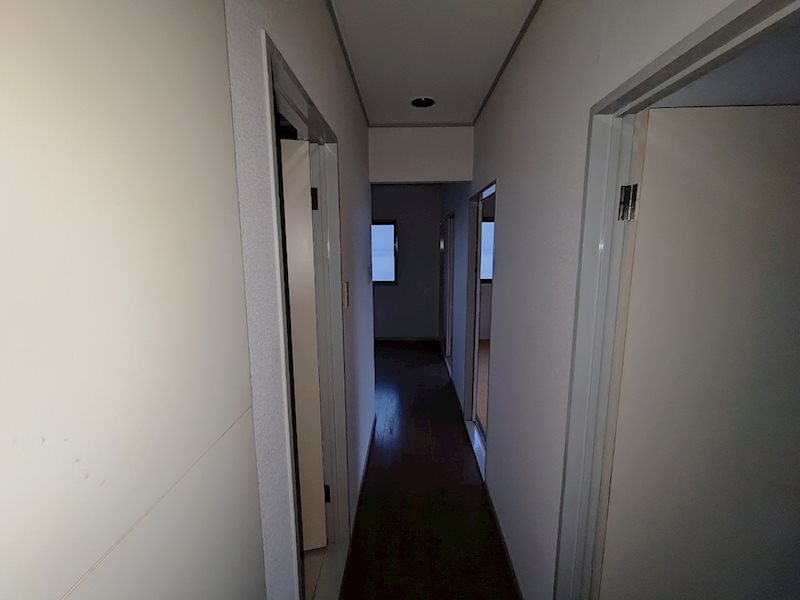 クロノス四之宮 玄関