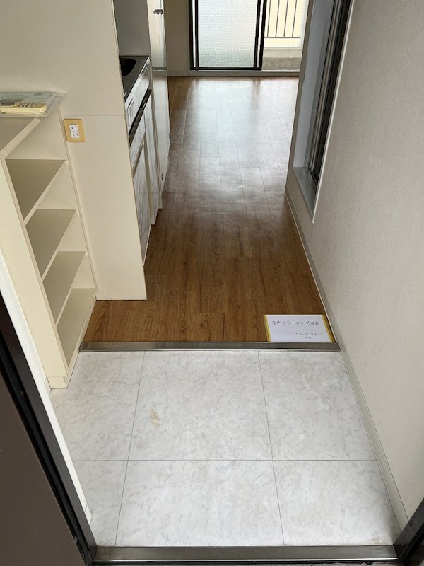 ゼルコバハウス鶴巻南 玄関