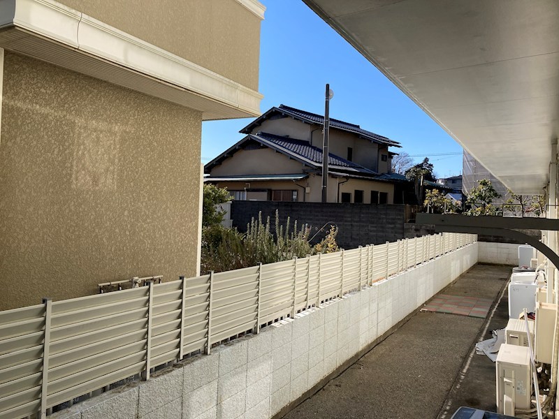 ハイム六会  ベランダ