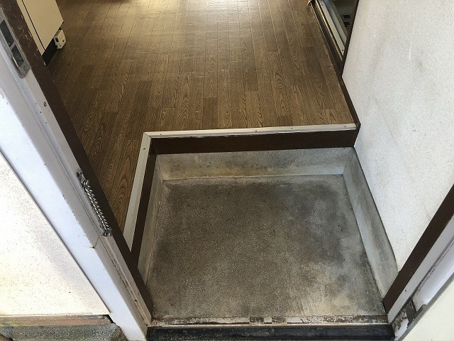 カトレアハイツ 玄関