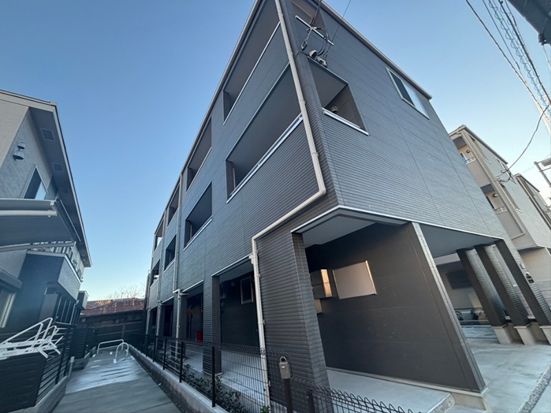 ウェルスフィールド湘南　C棟  204号室 外観