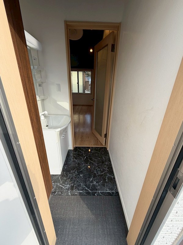 ガラージュ湘南 玄関