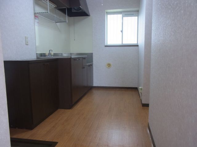 プレジール秦野 キッチン