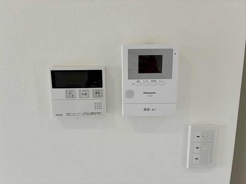 コンブロンビル その他4