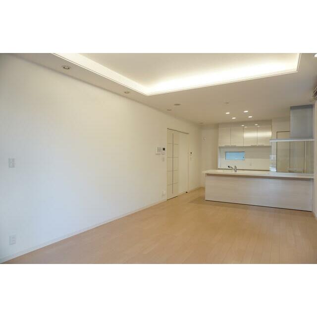 ヒルズガーデン湘南羽鳥 リビング