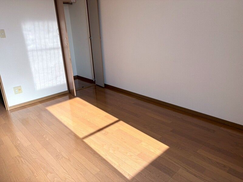 ガイア春日町 ベッドルーム