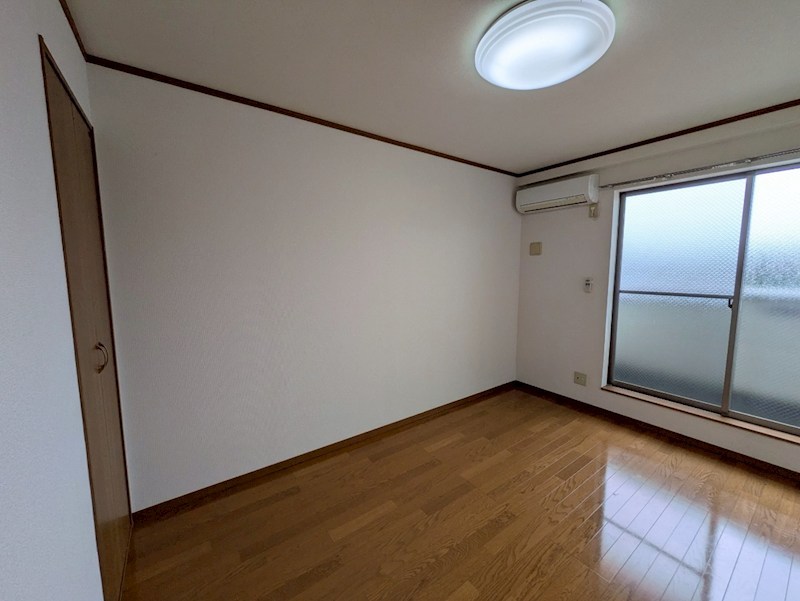 ガイア春日町 リビング