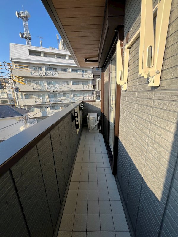 ウィステリア ベランダ